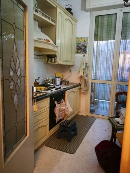 appartamento in vendita a Carrara in zona Avenza