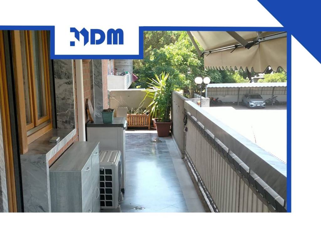 appartamento in vendita a Carrara in zona Marina di Carrara