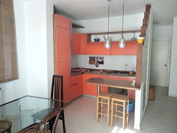 appartamento in vendita a Carrara in zona Avenza
