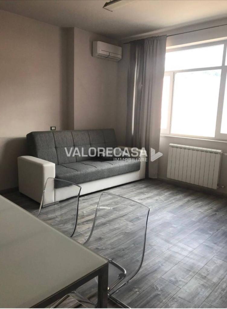 appartamento in vendita a Carrara in zona Centro Città