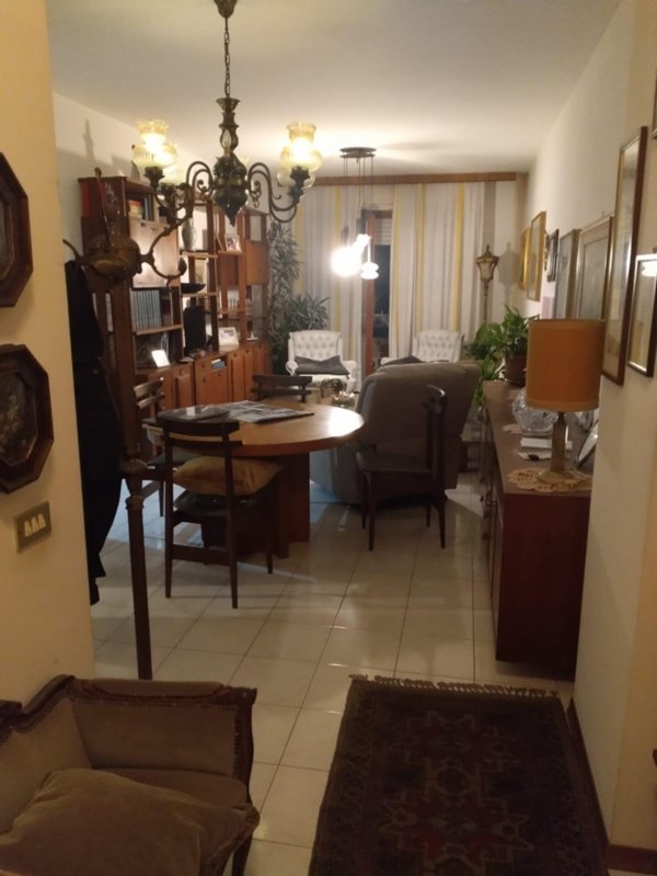 appartamento in vendita a Carrara in zona Avenza