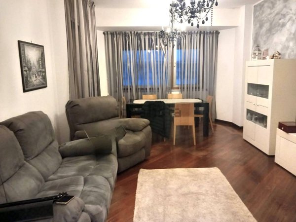 appartamento in vendita a Carrara in zona Centro Città
