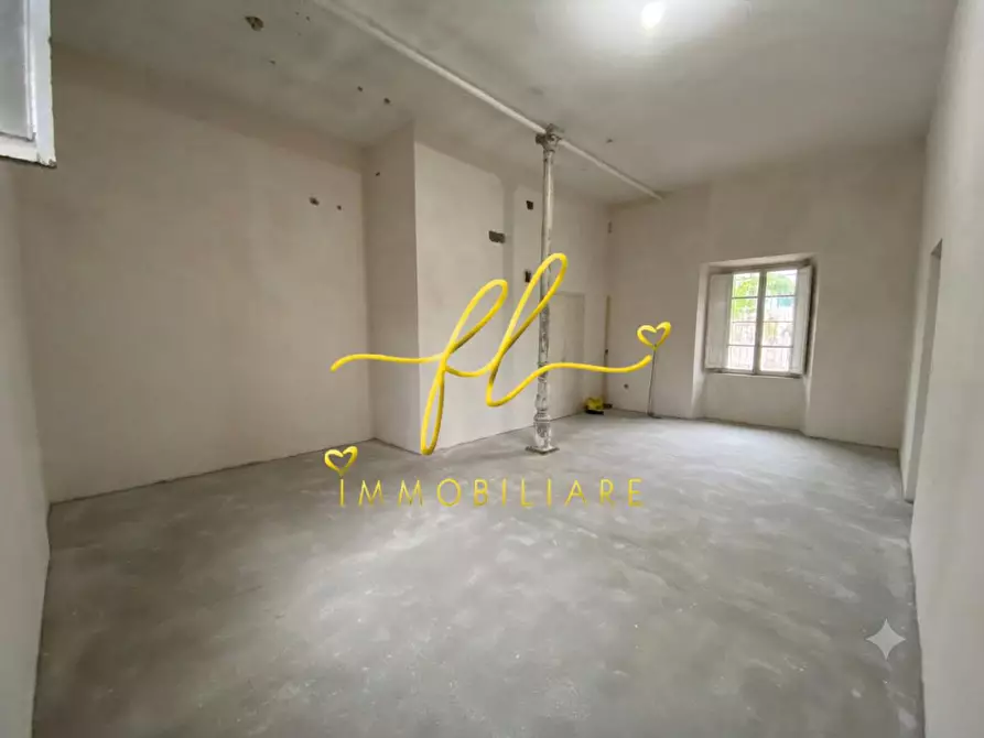 casa indipendente in vendita a Carrara in zona Gragnana