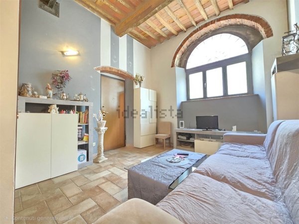 appartamento in vendita a Carrara in zona Centro Città
