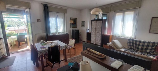 appartamento in vendita a Carrara in zona Centro Città
