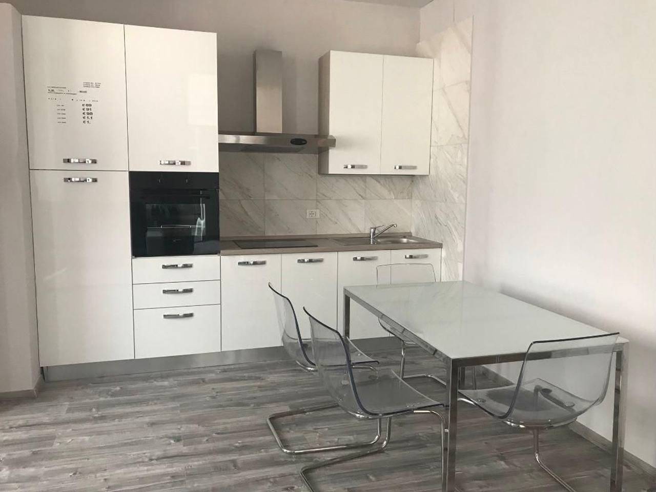 appartamento in vendita a Carrara in zona Centro Città