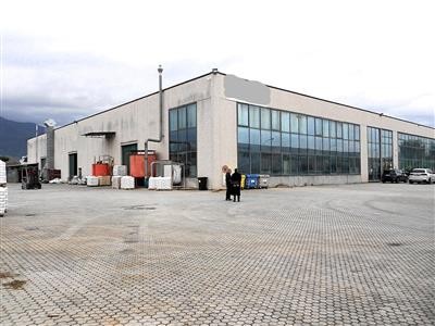 ufficio in vendita a Carrara
