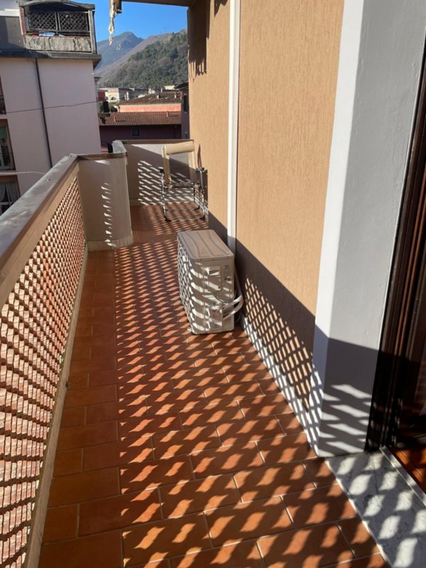 appartamento in vendita a Carrara in zona Centro Città