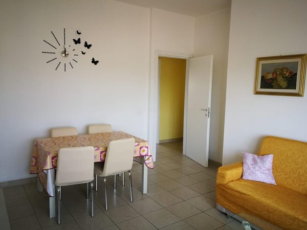 appartamento in vendita a Carrara in zona Marina di Carrara