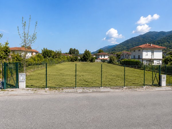 terreno agricolo in vendita a Carrara in zona Fossone