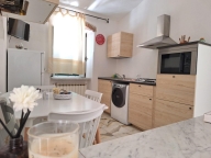 casa indipendente in vendita a Carrara in zona Marina di Carrara