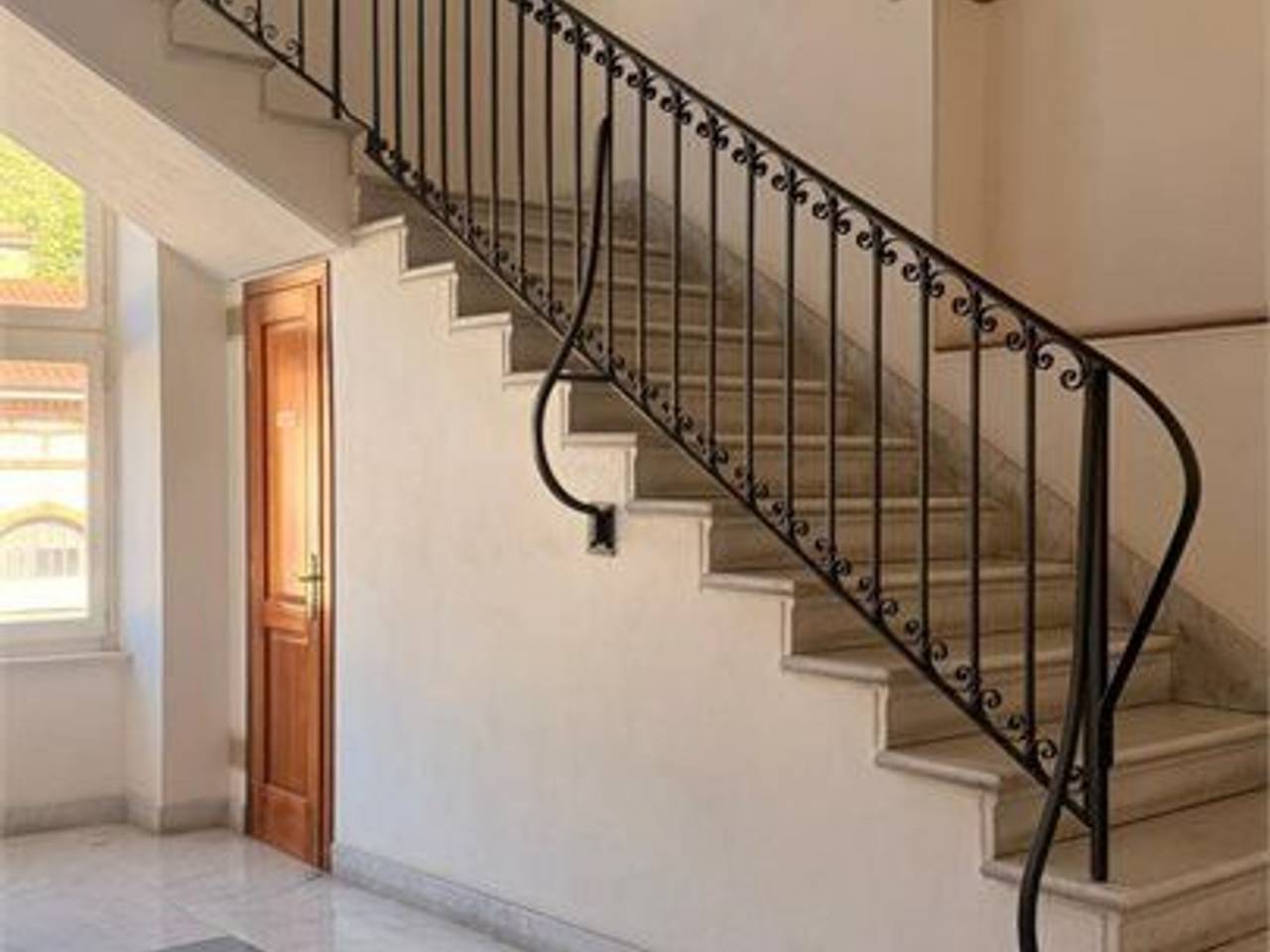 appartamento in vendita a Carrara in zona Centro Città