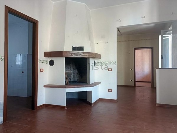 appartamento in vendita a Carrara in zona Stadio