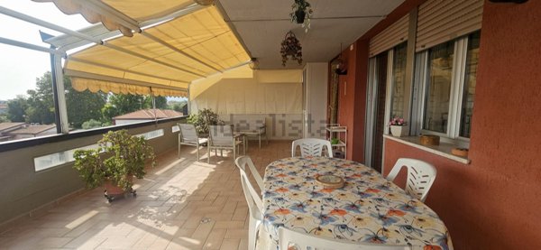 appartamento in vendita a Carrara in zona Marina di Carrara