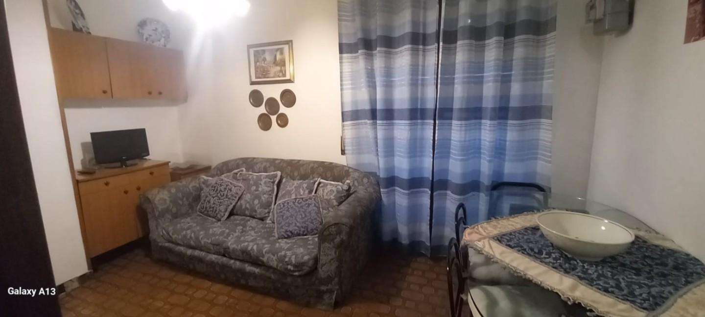 appartamento in vendita a Carrara in zona Marina di Carrara
