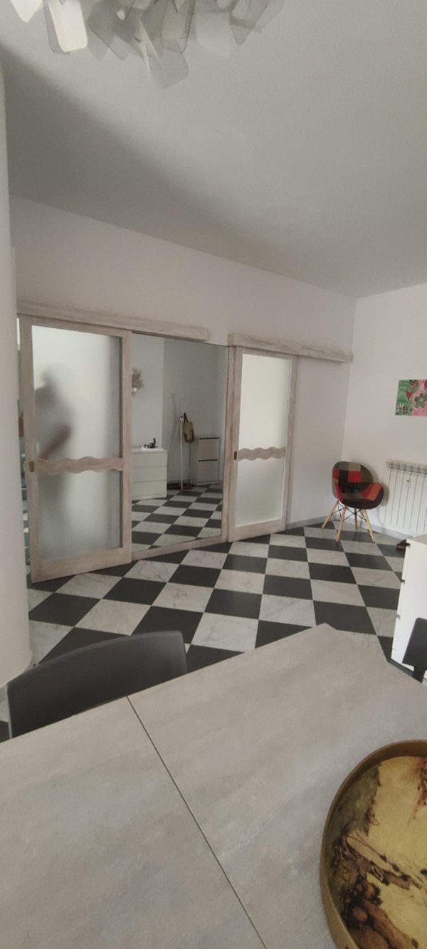 appartamento in vendita a Carrara in zona Marina di Carrara