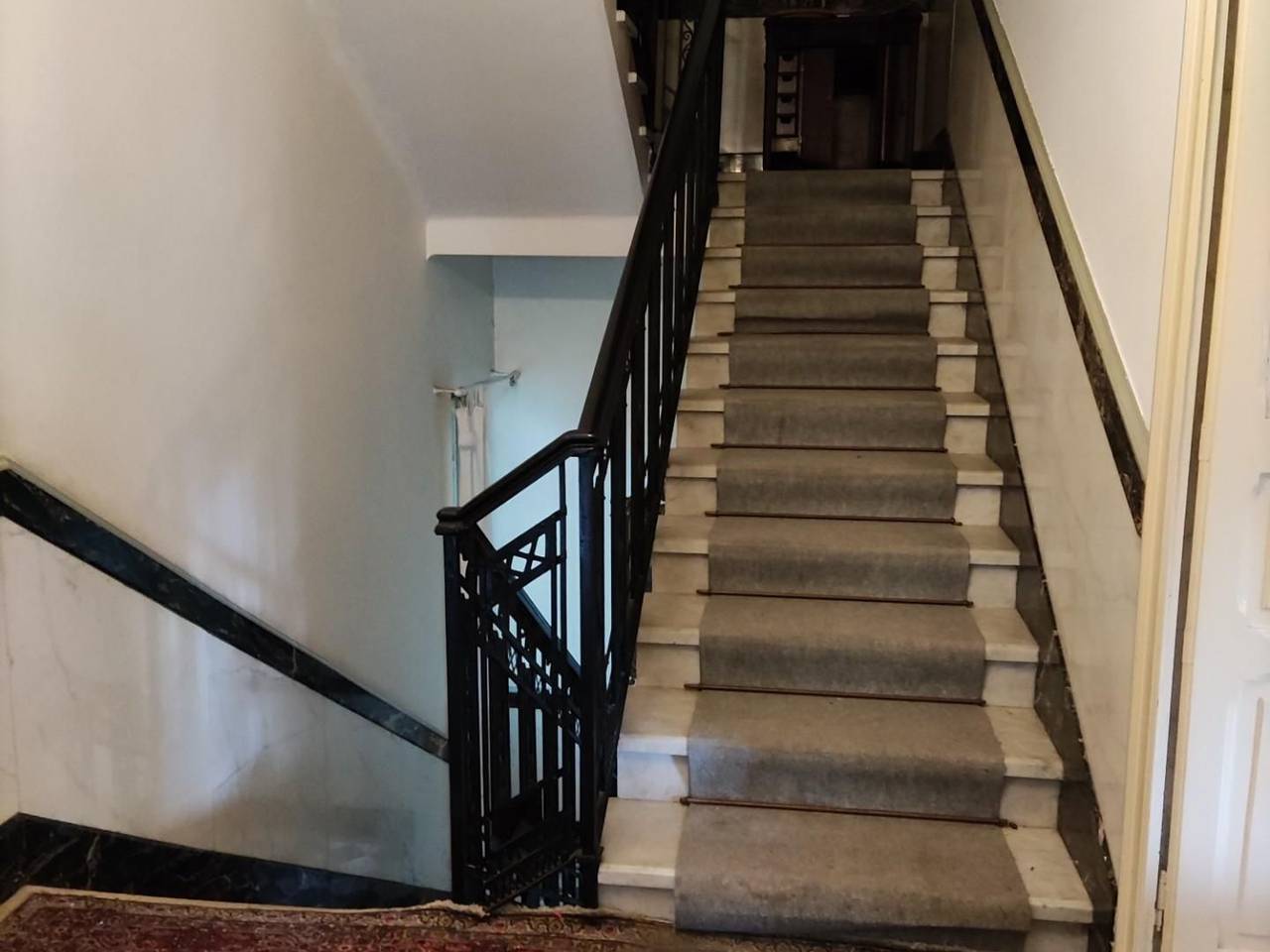 casa indipendente in vendita a Carrara in zona Marina di Carrara