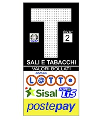 locale commerciale in vendita a Carrara