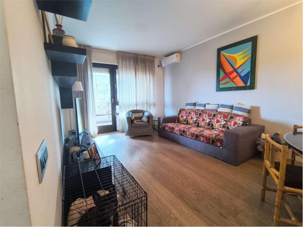 appartamento in vendita a Carrara in zona Marina di Carrara