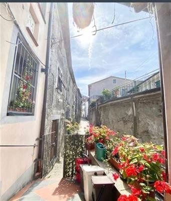 casa indipendente in vendita a Carrara