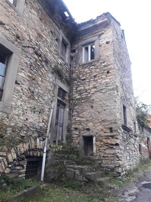 casale in vendita a Carrara