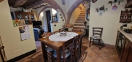 casa indipendente in vendita a Carrara in zona Centro Città