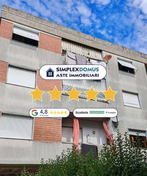 appartamento in vendita a Carrara in zona Avenza