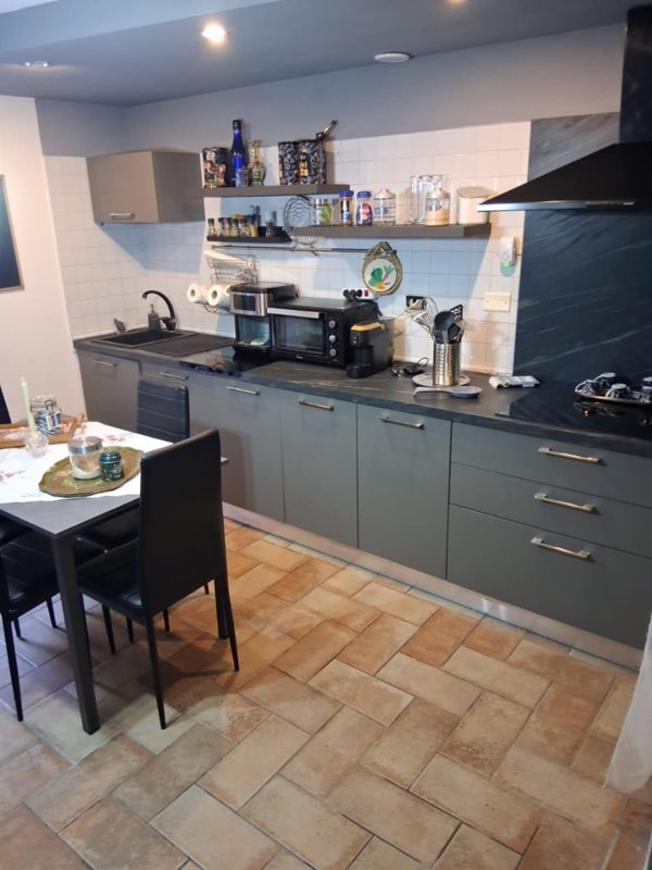 appartamento in vendita a Carrara in zona Centro Città