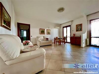 appartamento in vendita a Carrara