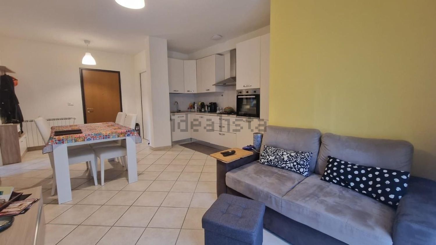 appartamento in vendita a Carrara in zona Centro Città