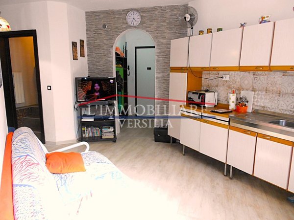 appartamento in vendita a Carrara in zona Nazzano