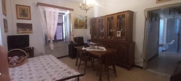 appartamento in vendita a Carrara in zona Marina di Carrara