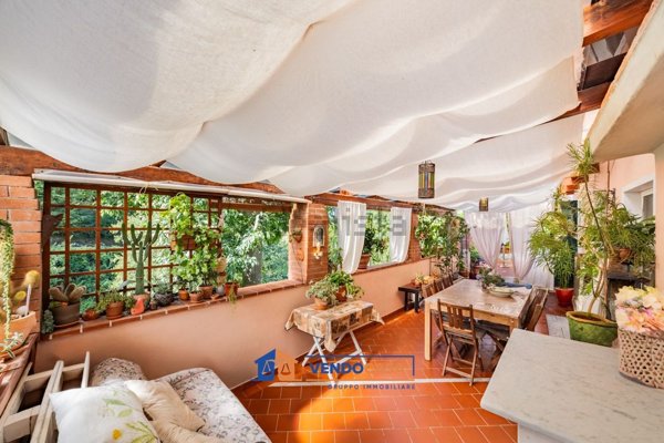 casa indipendente in vendita a Carrara in zona Bedizzano