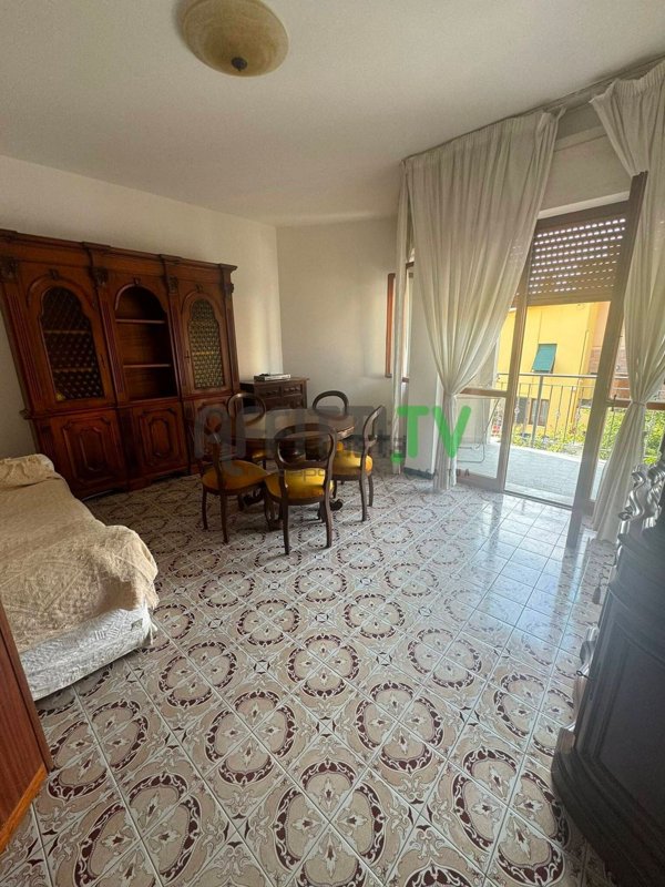appartamento in vendita a Carrara in zona Marina di Carrara