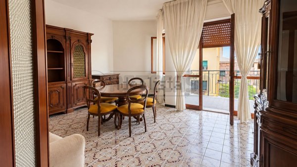 appartamento in vendita a Carrara in zona Marina di Carrara