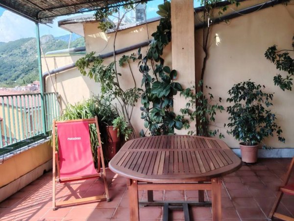 appartamento in vendita a Carrara in zona Centro Città