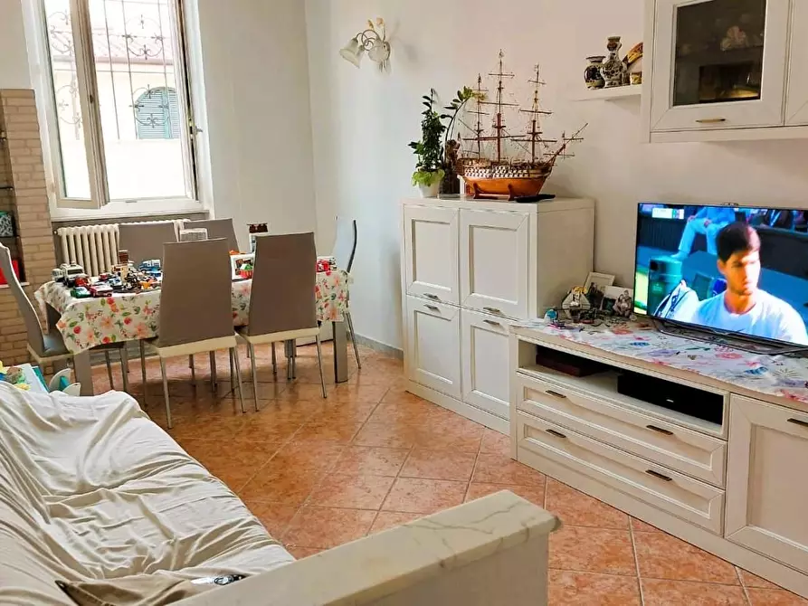 appartamento in vendita a Carrara in zona Centro Città