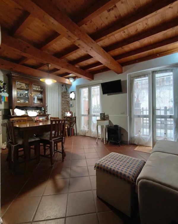appartamento in vendita a Carrara in zona Centro Città