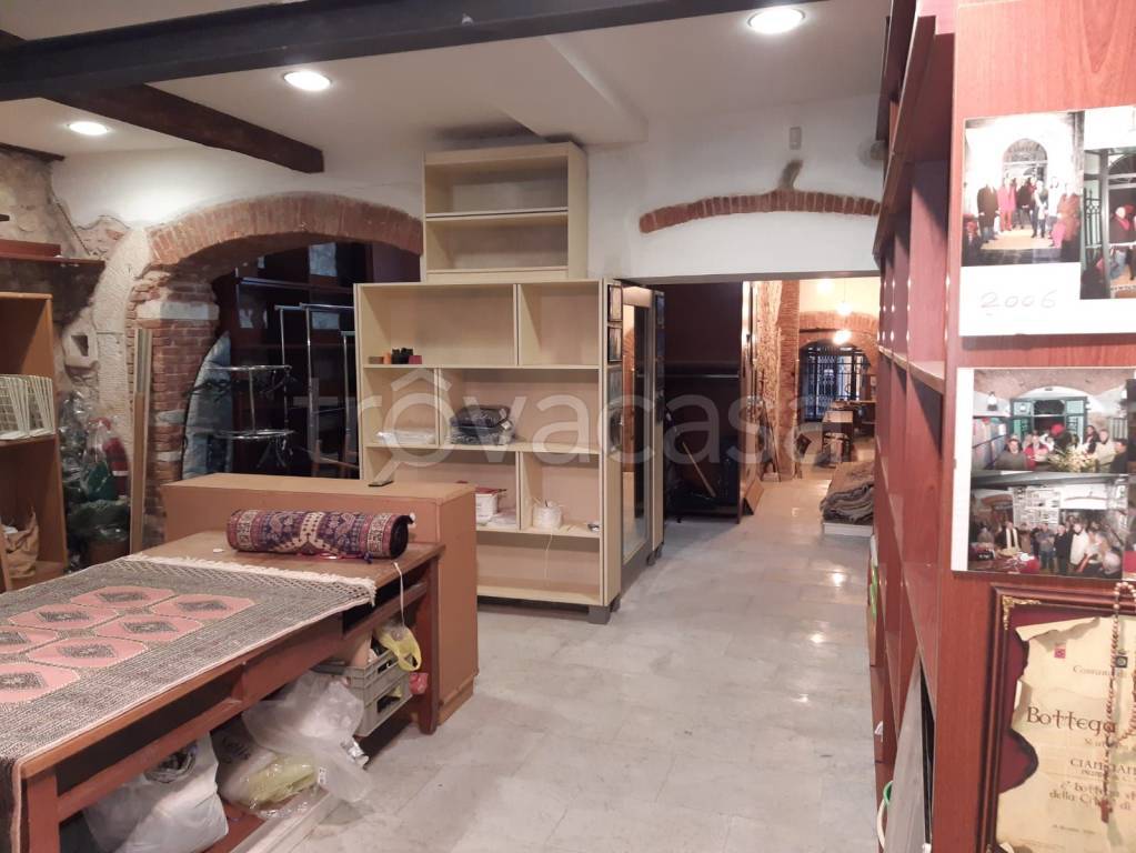 appartamento in vendita a Carrara in zona Centro Città