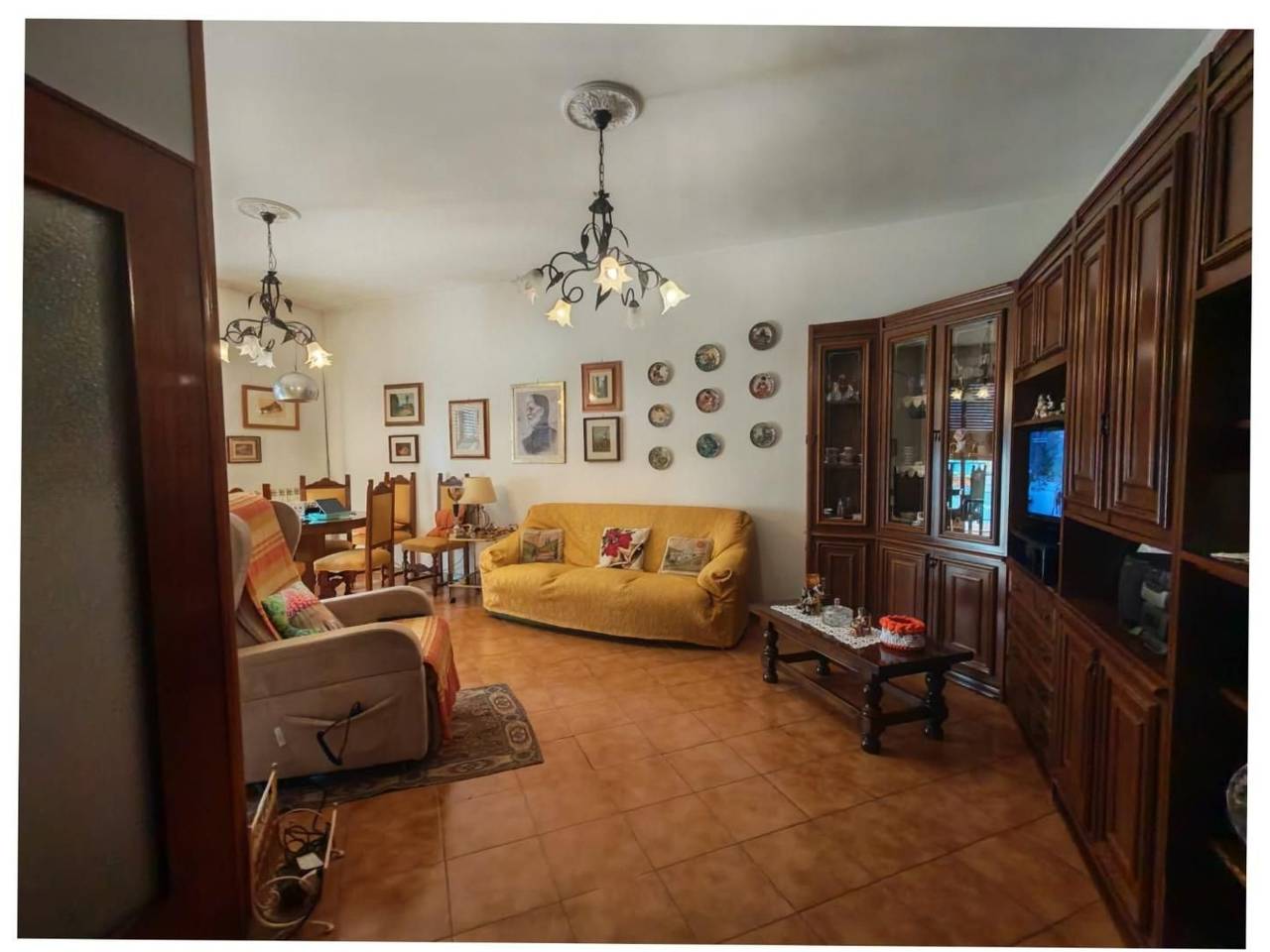 appartamento in vendita a Carrara in zona Marina di Carrara