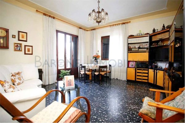 appartamento in vendita a Carrara in zona Avenza