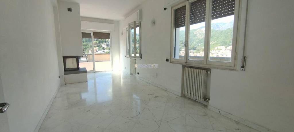 appartamento in vendita a Carrara in zona Centro Città