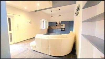 casa indipendente in vendita a Carrara in zona Marina di Carrara