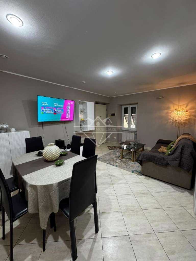 appartamento in vendita a Carrara in zona Centro Città
