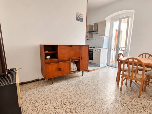 appartamento in vendita a Carrara in zona Fossola