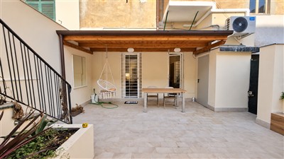 appartamento in vendita a Carrara in zona Centro Città