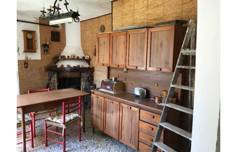 appartamento in vendita a Casola in Lunigiana in zona Ugliancaldo