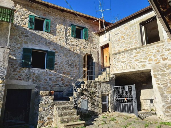 appartamento in vendita a Casola in Lunigiana