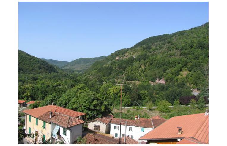 casa indipendente in vendita a Casola in Lunigiana