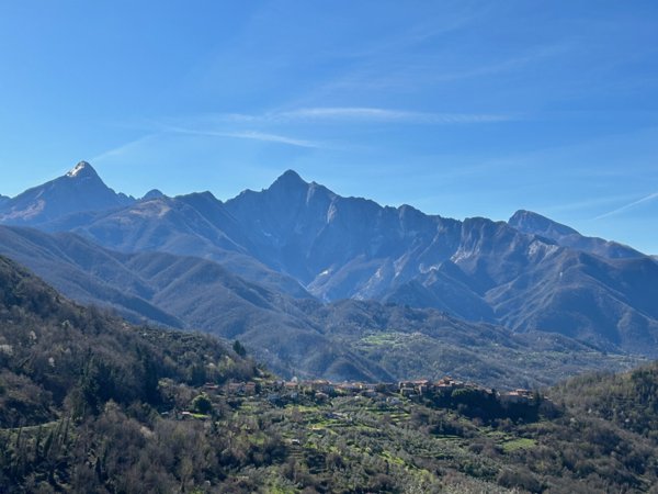casa indipendente in vendita a Casola in Lunigiana in zona Luscignano